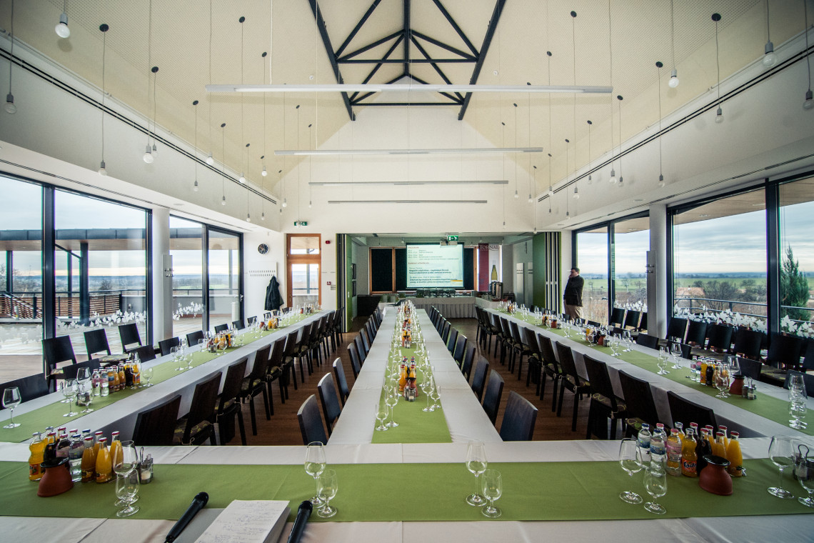 ds_617696_99cb47442a5542628198810379748c50