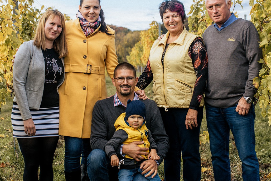 ds_617723_4abc0478195d172e263b4ba735d50ca7