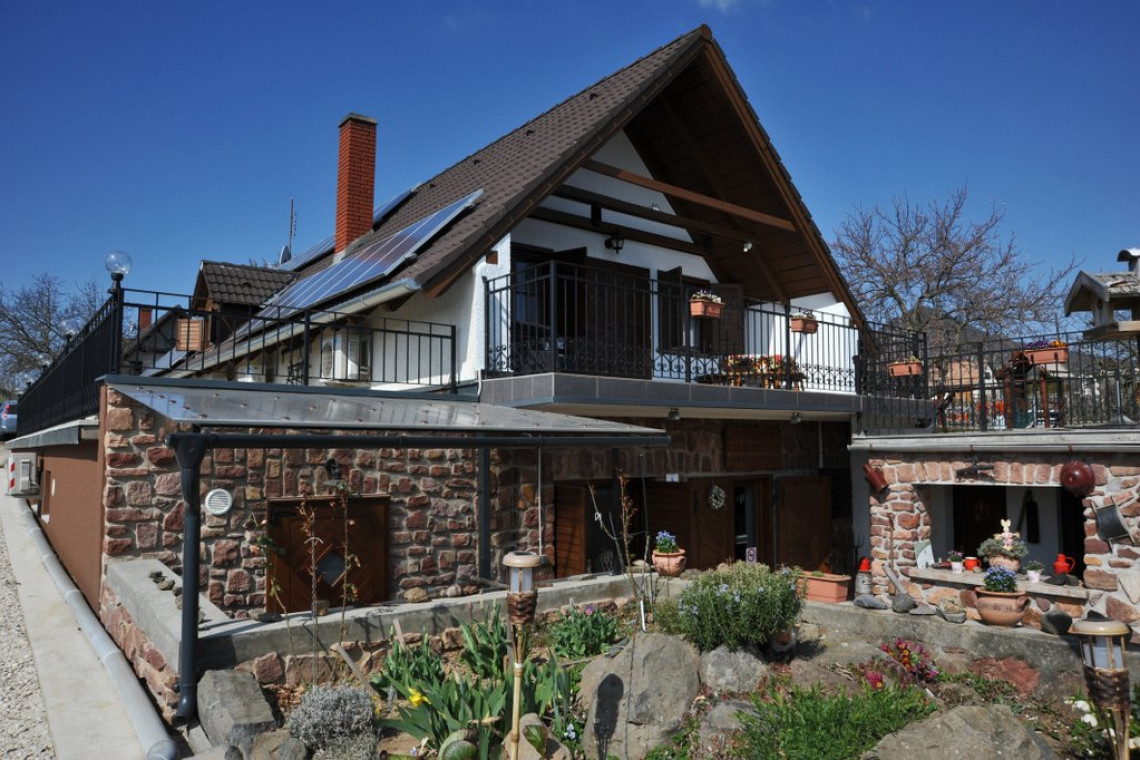 ds_617723_97f197cac2709bb868855775924c9efe