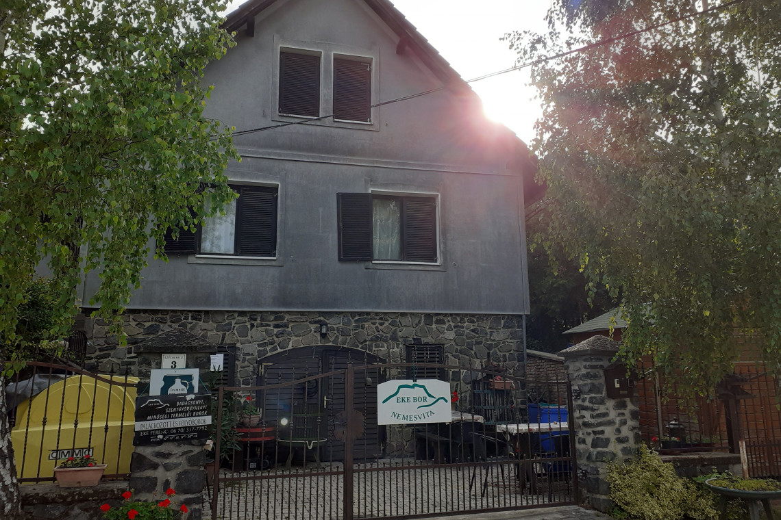 ds_617739_3fa380427820a8d9fc3c96c04dde8420