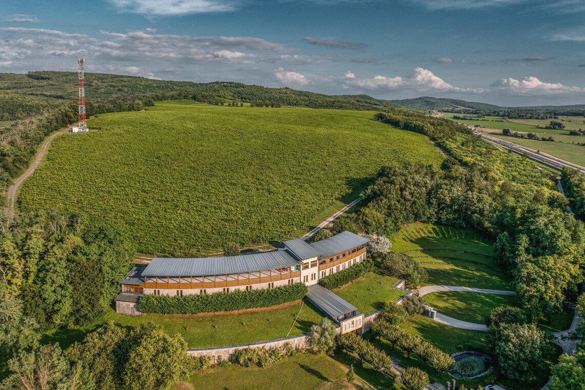 ds_617754_c72ab40949d2783d872f4eeec98b6b52