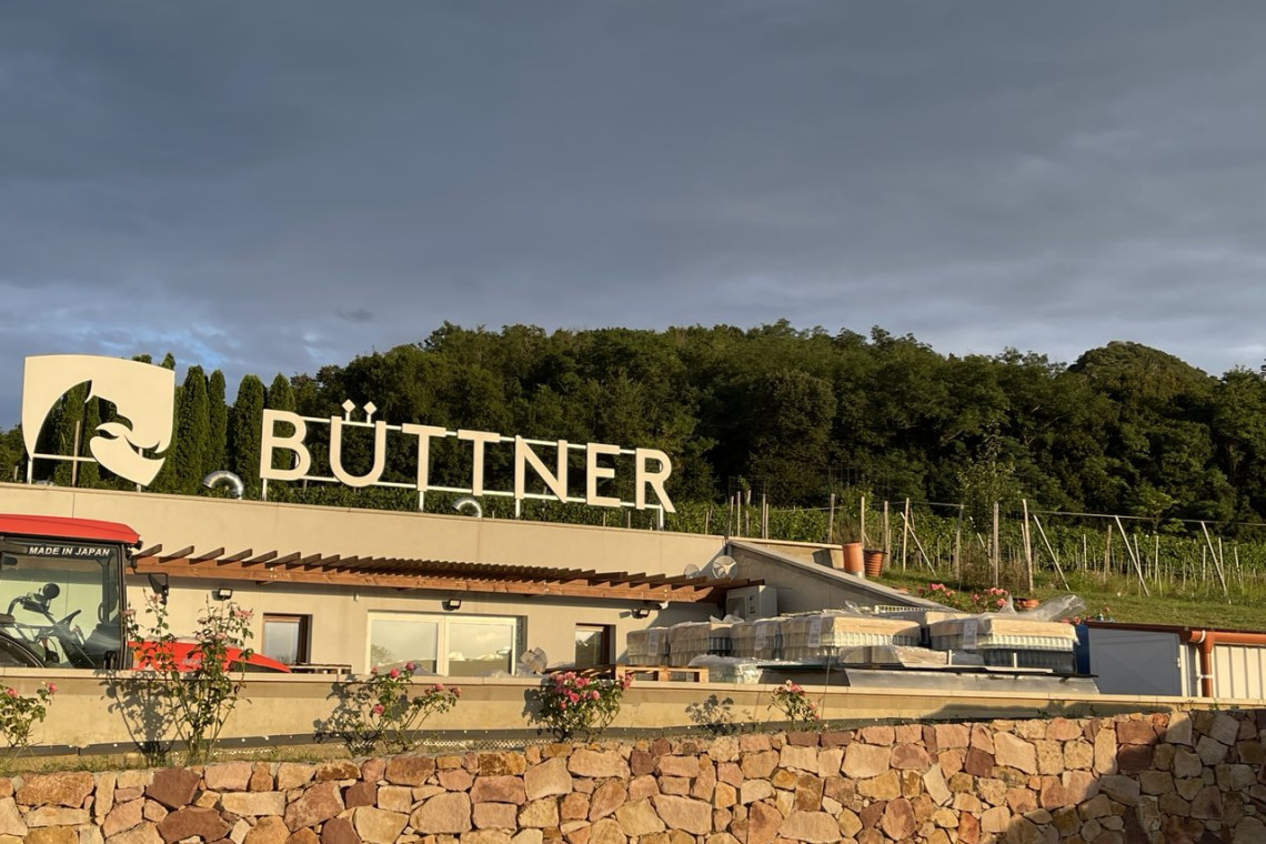 ds_617763_9c8d3b3f4a1e7ca6424175d427c5aa8a