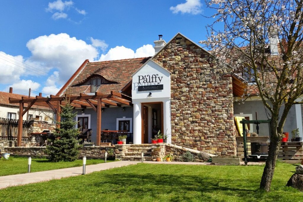 Pálffy Szőlőbirtok és pince